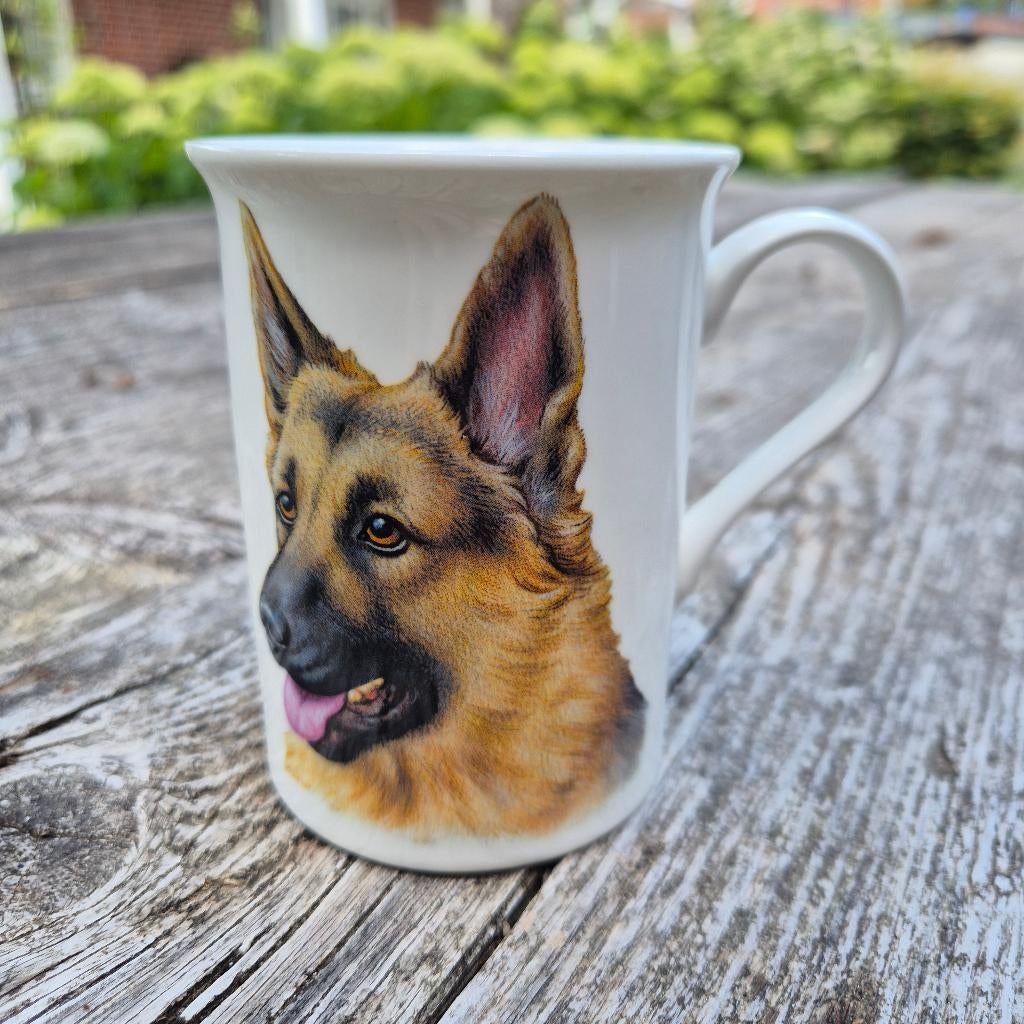 Mok / beker German Shepherd, Leonardo Collection, Huis en Inrichting, Ophalen of Verzenden, Zo goed als nieuw, Overige stijlen