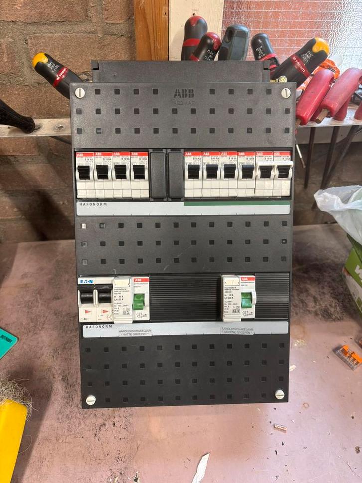 Groepenkast ABB te koop, Doe-het-zelf en Verbouw, Elektra en Kabels, Gebruikt, Overige typen, Ophalen of Verzenden