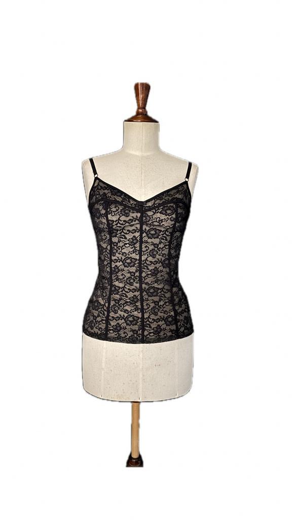 Dolce & Gabbana zwarte kanten top – maat L (valt als M), Kleding | Dames, Tops, Zo goed als nieuw, Maat 38/40 (M), Zwart, Zonder mouw