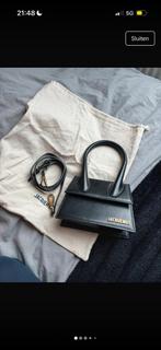 Jacquemus Le chiquito Moyen, Sieraden, Tassen en Uiterlijk, Tassen | Damestassen, Ophalen of Verzenden, Zo goed als nieuw, Zwart