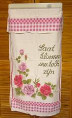 voordoek/ overdoek met bloemen/ voordoek handdoekenrekje, Antiek en Kunst, Antiek | Keukenbenodigdheden, Ophalen of Verzenden