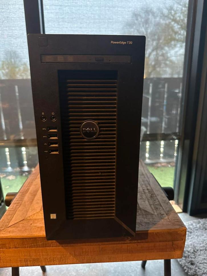 Dell Poweredge T30, Computers en Software, Servers, Gebruikt, 3 tot 4 Ghz, 8 GB, Ophalen