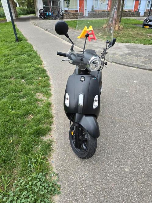 Snorscooter Fiddle IV Fiddle 4, Fietsen en Brommers, Scooters | SYM, Zo goed als nieuw, Fiddle, Ophalen