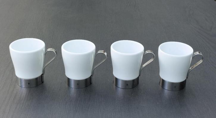 WMF koffie beker 4 stuks (250709), Huis en Inrichting, Keuken | Servies, Nieuw, Kop(pen) en/of Schotel(s), Overige stijlen, Porselein