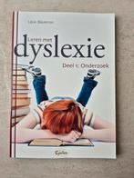 Leren met Dyslexie - L. Biezeman - 1 Onderzoek, Ophalen of Verzenden, Zo goed als nieuw, L. Biezeman