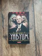 Theo Heuft - Yab Yum: Het beroemdste bordeel ter wereld, Ophalen of Verzenden, Zo goed als nieuw