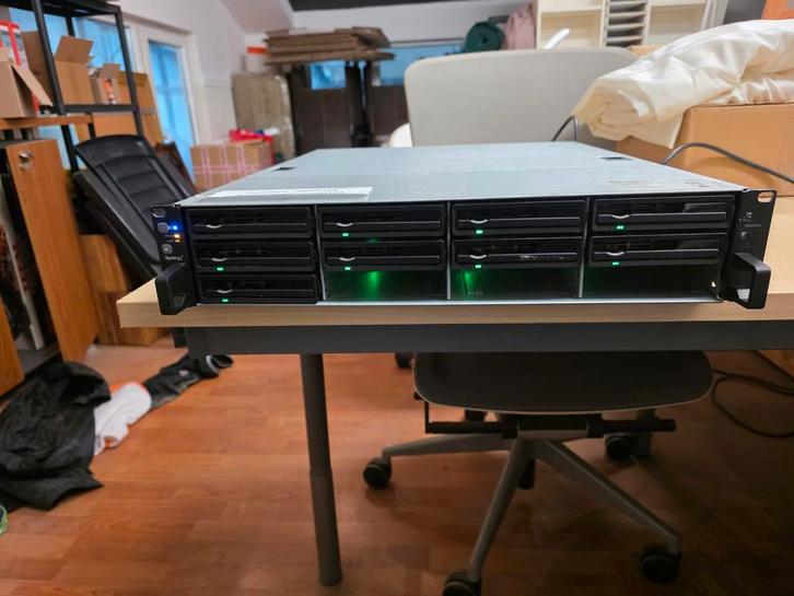Goede Synology NAS RS2414+ Rack Server, Computers en Software, Servers, Ophalen