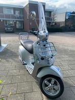 Vespa Primavera snor zilver 25 km/h 1e eigenaar 2016, Fietsen en Brommers, Scooters | Vespa, Overige modellen, Gebruikt, Ophalen of Verzenden