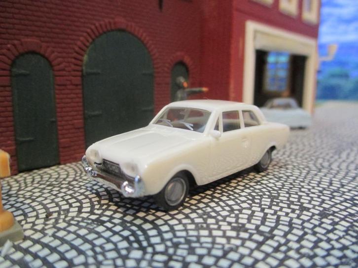 Ford Taunus 17M P3 badkuip - Herpa wit, Hobby en Vrije tijd, Modelauto's | 1:87, Nieuw, Ophalen of Verzenden