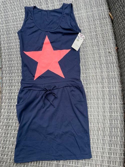 ** NIEUW ** donkerblauw jurkje. One Size, Kleding | Dames, Jurken, Nieuw, Maat 38/40 (M), Blauw, Boven de knie, Ophalen of Verzenden