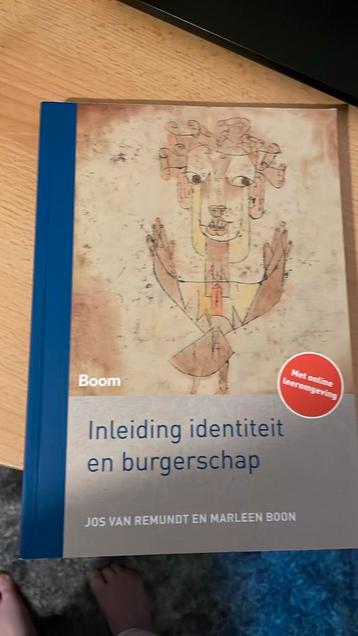 Jos van Remundt - Inleiding identiteit en burgerschap beschikbaar voor biedingen