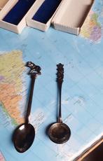 2 Lepeltjes Oud en mooi, Antiek en Kunst, Verzenden