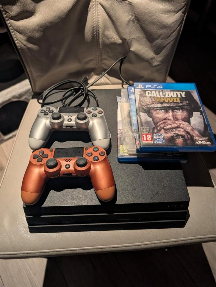 PS4 met spellen, 2 controllers + backbuttons, Spelcomputers en Games, Spelcomputers | Sony PlayStation 4, Gebruikt, Pro, Met 2 controllers