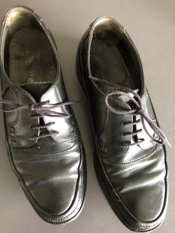 Schoenen beschikbaar voor biedingen