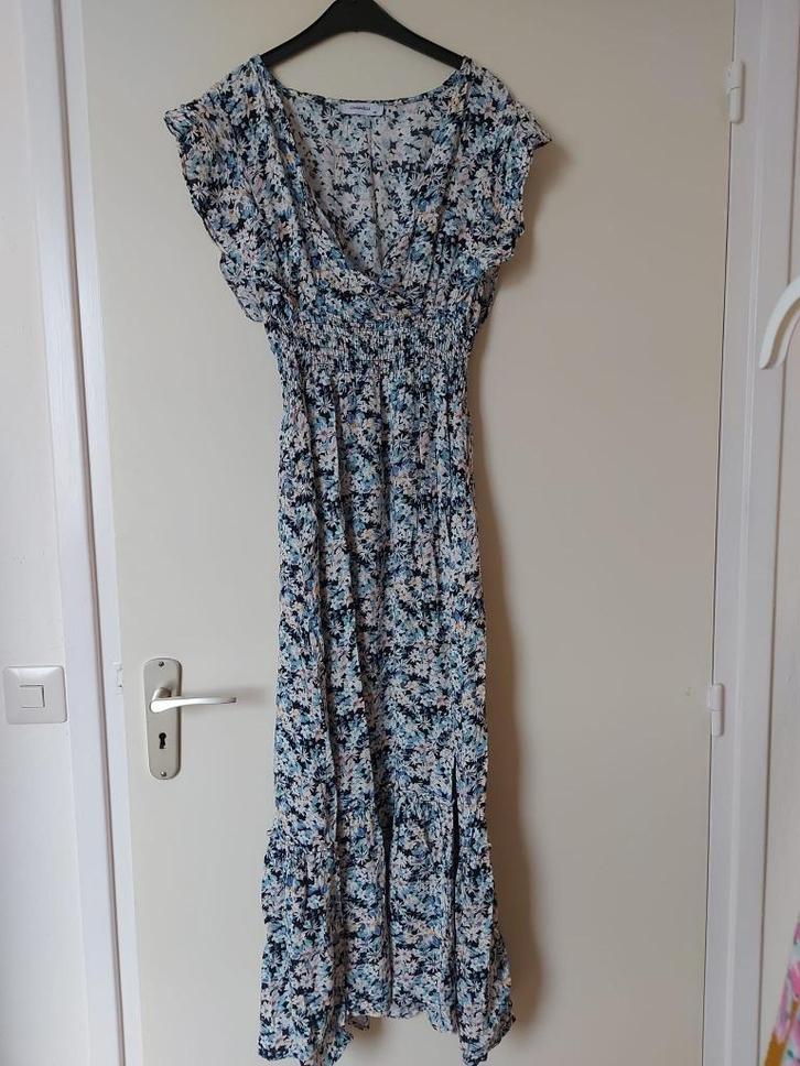 Fleurige jurk, Kleding | Dames, Jurken, Nieuw, Maat 36 (S), Overige kleuren, Onder de knie, Ophalen of Verzenden