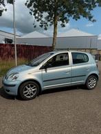 Toyota Yaris 1.3 16V Vvti 5DR Linea Terra 2004 Blauw, Voorwielaandrijving, 4 cilinders, Origineel Nederlands, Handgeschakeld