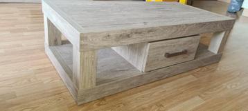 Salontafel beschikbaar voor biedingen