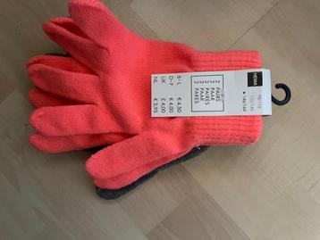 2 paar nieuwe handschoenen roze grijs 146-164 beschikbaar voor biedingen