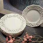 6 Witte Gebaksbordjes met Kantmotief, Overige materialen, Gebruikt, Ophalen of Verzenden, Bord(en)