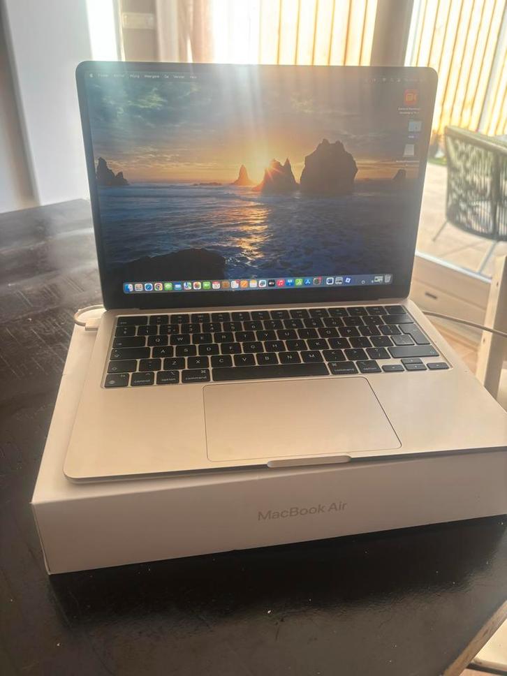 MacBook Air M2 (2022) - 8GB RAM, 256GB SSD, Computers en Software, Apple Macbooks, Gebruikt, MacBook Air, 13 inch, 256 GB, 8 GB
