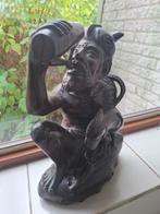 Balinees Houtsnijwerk, Ophalen