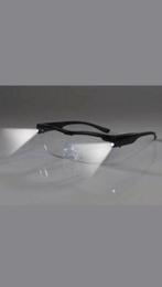 Bril met vergrootglas, Hobby en Vrije tijd, Vergrootglazen, Loepen en Loeplampen, Ophalen of Verzenden, Gebruikt, Vergrootglas of Loep