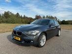 BMW 1-Serie 116I Automaat 5 deurs, Zwart, 4 cilinders, 1200 kg, 650 kg