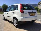 Ford Fiesta 1.25-16V Ambiente I New Distributie + Apk+ Kln B, Auto's, Voorwielaandrijving, Stof, 1242 cc, 4 cilinders