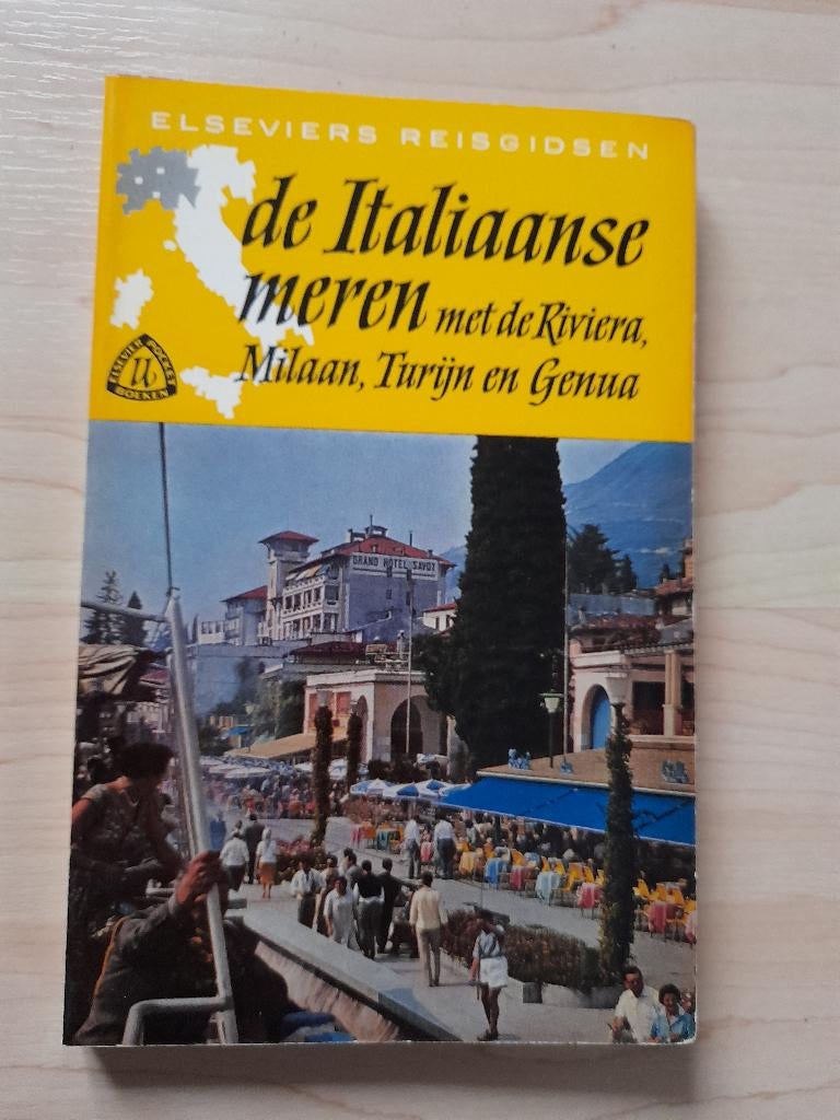ELSEVIERS REISGIDS DE ITALIAANSE MEREN MET DE RIVIERA, Boeken, Reisgidsen, Gelezen, Capitool, Europa, Ophalen of Verzenden
