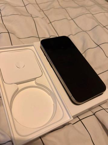 Iphone 15 pro 128 gb beschikbaar voor biedingen