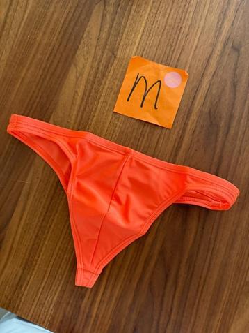 zwemstring, herenstring maat M, oranje beschikbaar voor biedingen
