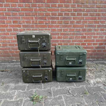 Stevige aluminium legerkist, opslagkist, overlanding beschikbaar voor biedingen