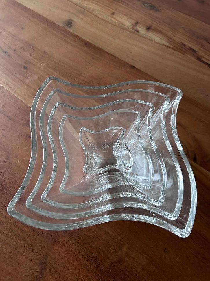 5 Villeroy & Boch schalen New Wave serie, Huis en Inrichting, Keuken | Servies, Zo goed als nieuw, Schaal of Schalen, Overige stijlen