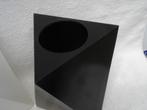 2 stuks Delta II vazen by WET, Huis en Inrichting, Woonaccessoires | Vazen, Kunststof, Gebruikt, Wit, Ophalen of Verzenden