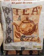Kruissteek kussen Orchidea Tea, Hobby en Vrije tijd, Ophalen of Verzenden, Nieuw, Handborduren, Borduurpakket