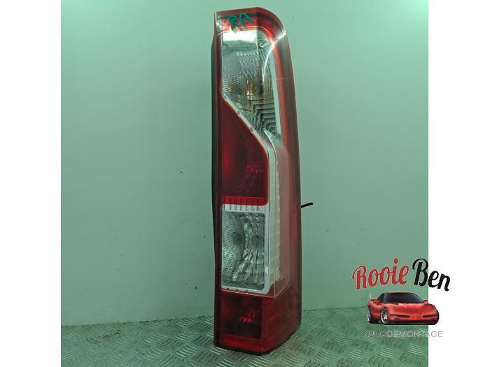 Achterlicht rechts van een Renault Master, Auto-onderdelen, Verlichting, Renault, Gebruikt, 3 maanden garantie, Ophalen of Verzenden