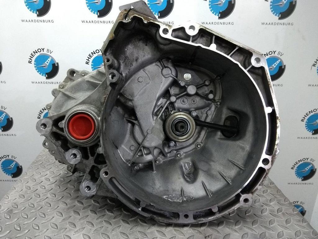 FORD FIESTA TRANSMISSIE / VERSNELLINGSBAK 2017, Ophalen of Verzenden, Gebruikt, Stiba lid