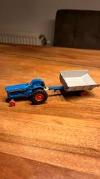Lesney Matchbox fordson tractor met trailer, Gebruikt, Ophalen of Verzenden