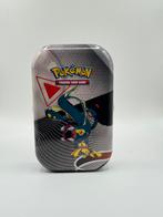 Mini tin gevuld met 50 kaarten bulk en een extratje pokemon, Ophalen of Verzenden, Zo goed als nieuw, Meerdere kaarten