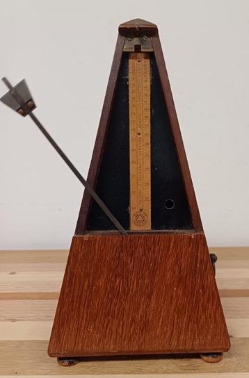 Vintage Metronoom Selon Maelzel beschikbaar voor biedingen
