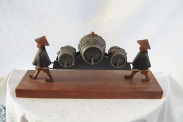 Tinnen likeur set / Houten beeldjes beschikbaar voor biedingen