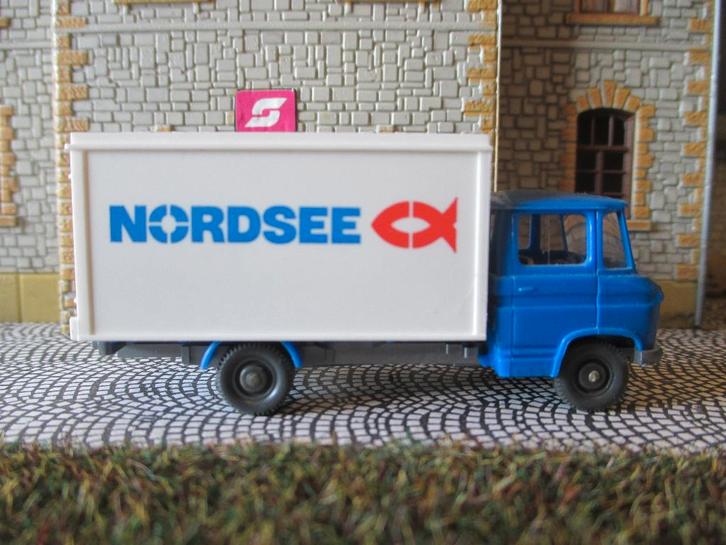 Mercedes Benz T2 608D - Wiking Nordsee Fisch, Hobby en Vrije tijd, Modelauto's | 1:87, Zo goed als nieuw, Bus of Vrachtwagen, Wiking