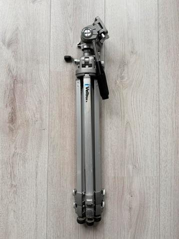 Stevig Verstelbaar fotostatief Velbon - Lichtgewicht beschikbaar voor biedingen