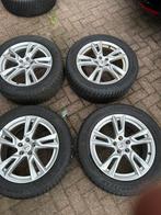Meerdere Volvo velgen winterbanden, Banden en Velgen, Winterbanden, 235 mm, Ophalen