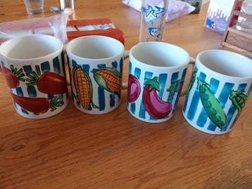 4 mokken  beschikbaar voor biedingen