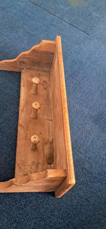 Oude Look Brocante Kapstokje beschikbaar voor biedingen