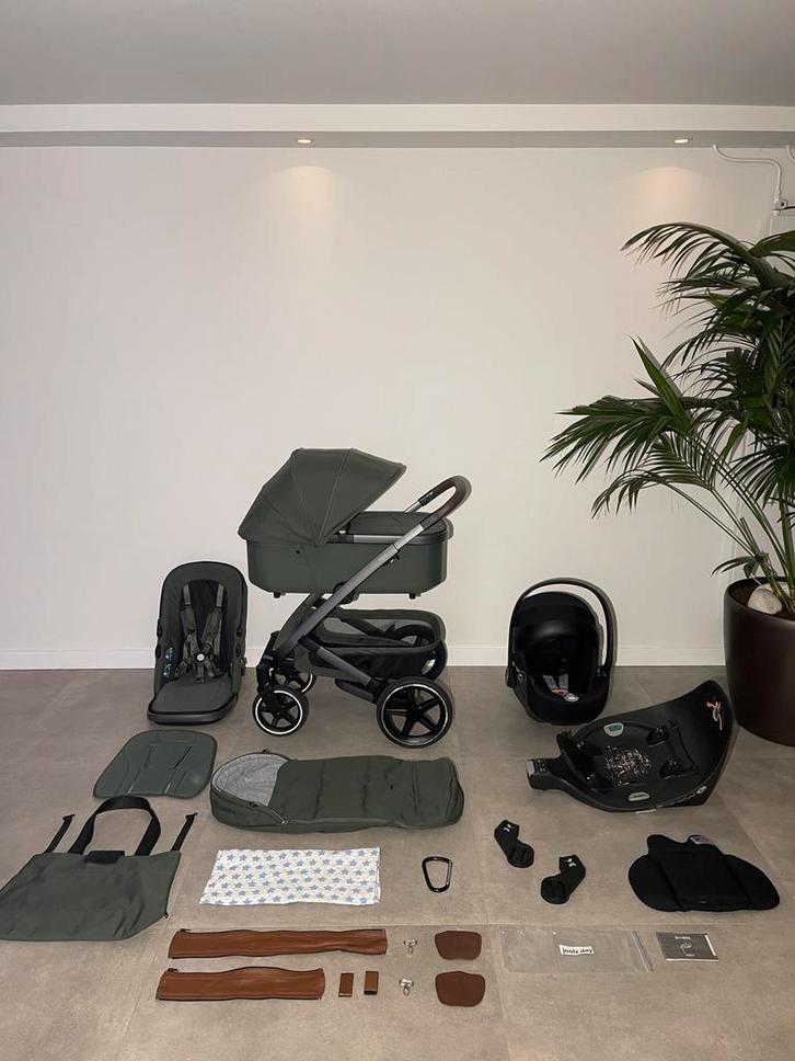 Joolz Geo 3 Forrest Green | Uitstekende staat | 360 Cybex, Kinderen en Baby's, Kinderwagens en Combinaties, Zo goed als nieuw