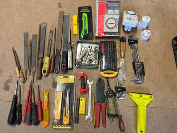 Gereedschap - Diverse soorten, +/- 50 stuks beschikbaar voor biedingen