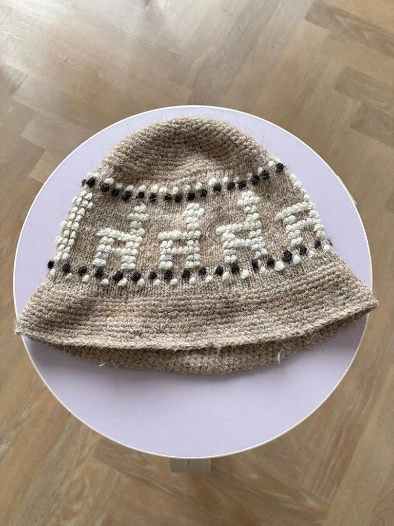 Super zacht en warm Alpaca mutsje, Maat 38/40 (M), Ophalen of Verzenden, Zo goed als nieuw, Vintage