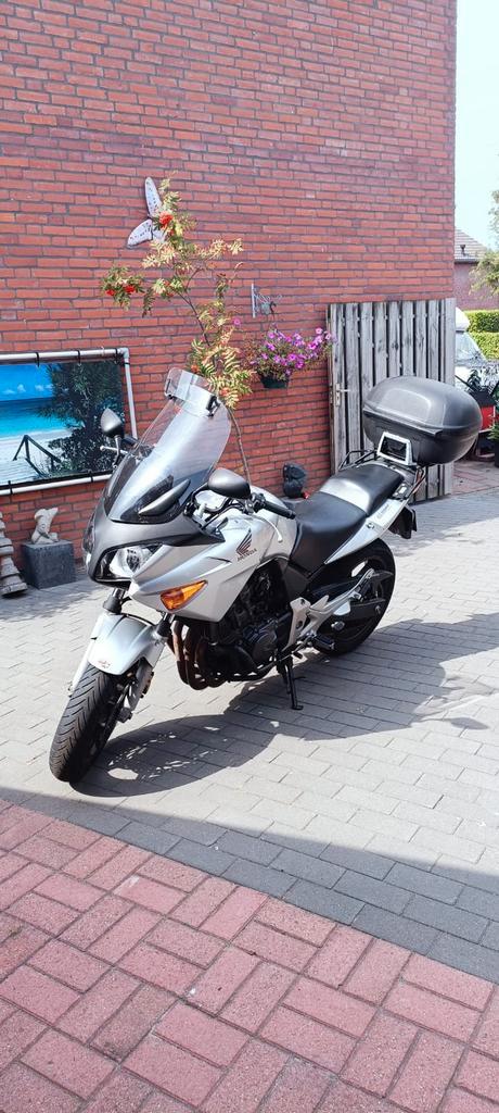 Honda CBF600SA - Toermotor met ABS 33.500 km!, Motoren, Motoren | Honda, Particulier, Toermotor, meer dan 35 kW, 4 cilinders, Minimaal motorrijbewijs A1